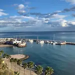 Апартаменты Neptuno Beachfront