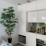 Neptuno Beachfront * Марбелья