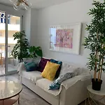 Neptuno Beachfront Марбелья