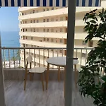 Neptuno Beachfront Апартаменты *