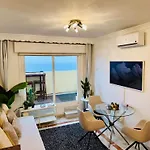 Апартаменты Neptuno Beachfront *