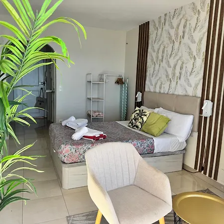 Neptuno Beachfront *