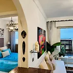 Neptuno Beachfront * Marbella