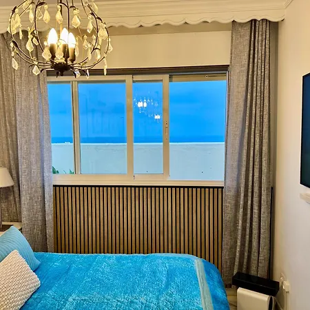 Neptuno Beachfront * 马尔韦利亚