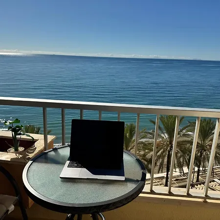 公寓 Neptuno Beachfront *