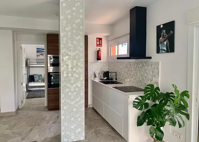 Neptuno Beachfront דירה מארבלה
