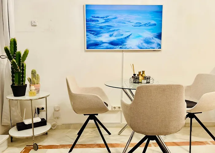 Neptuno Beachfront דירה *